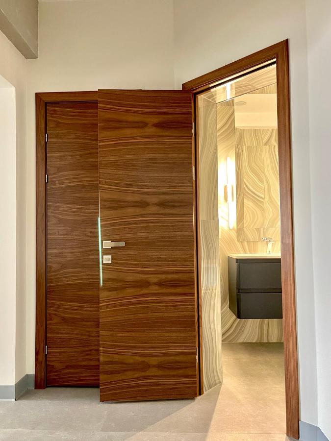 Logvinenko Apartment Bishkek Exteriör bild